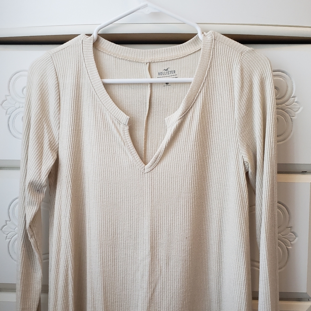 Long sleeve, cream sweater